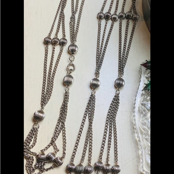 25” Long 3 Strand Vintage Station Necklace with Ribbed Round Beads - Picture 8 of 11
